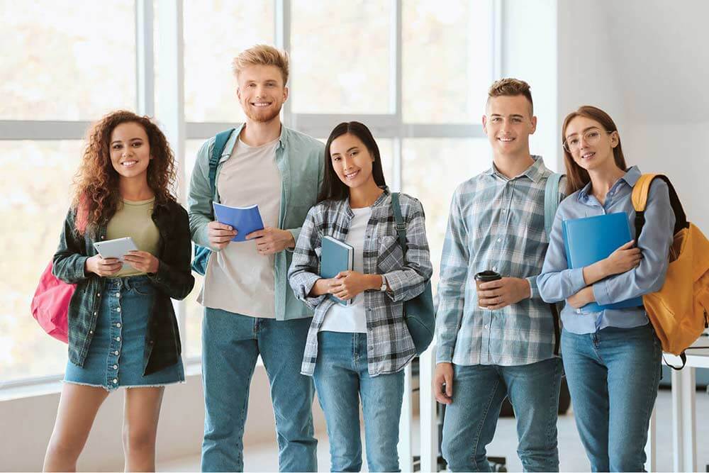 Supporting university students and alumni