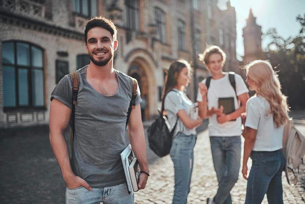 Rassemblements d’étudiants à l’université