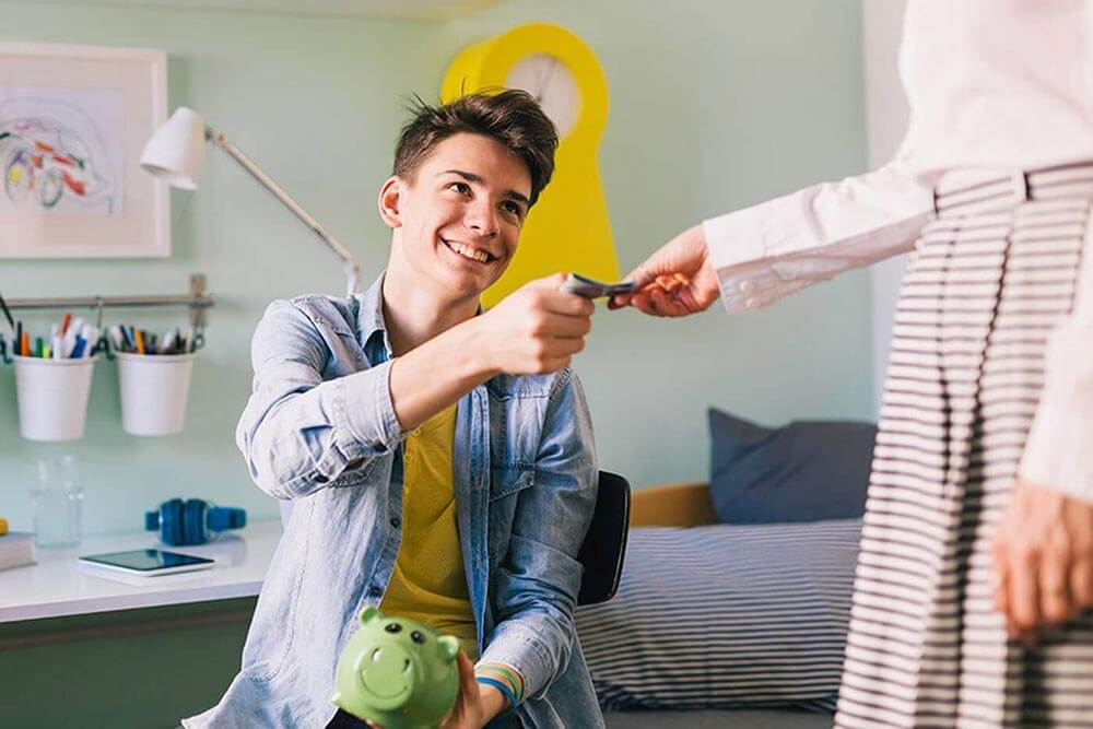 Argent de poche pour les enfants plus vieux et les ados