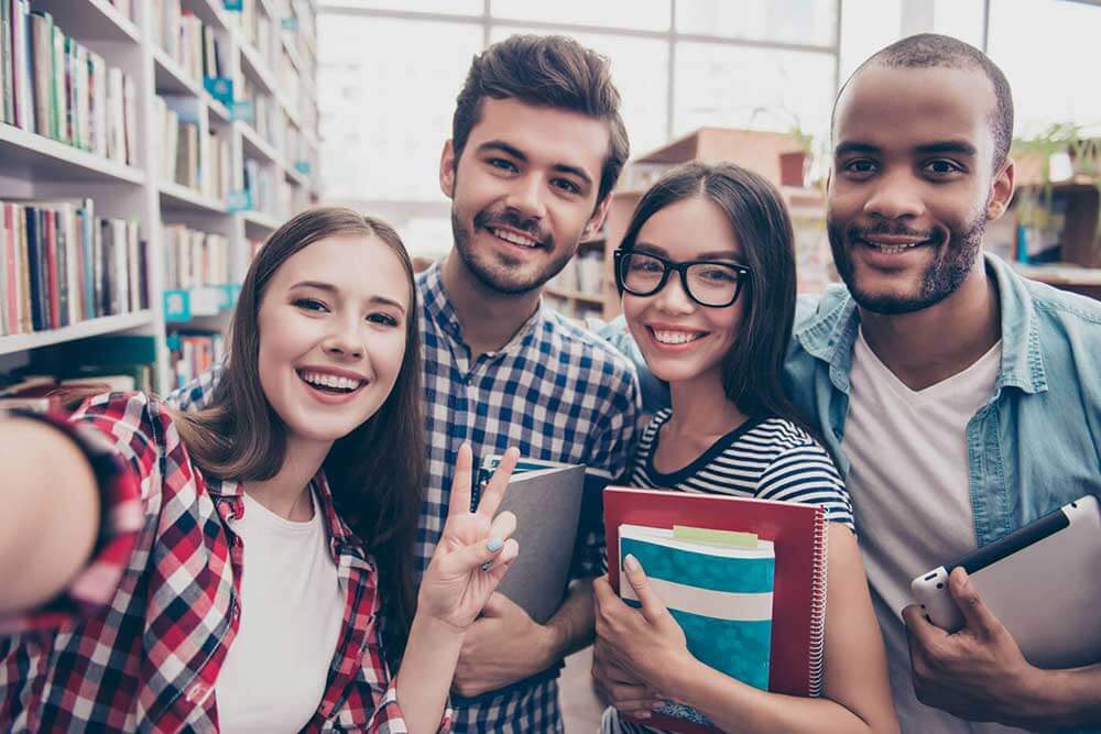 Différences entre les universités canadiennes et américaines