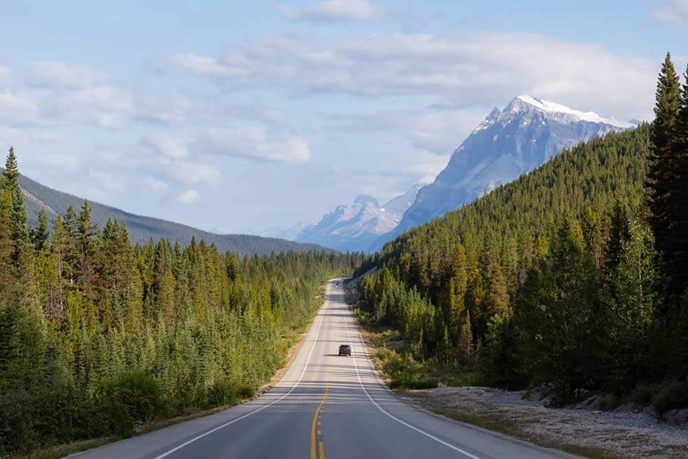 Paysage d’une autoroute canadienne